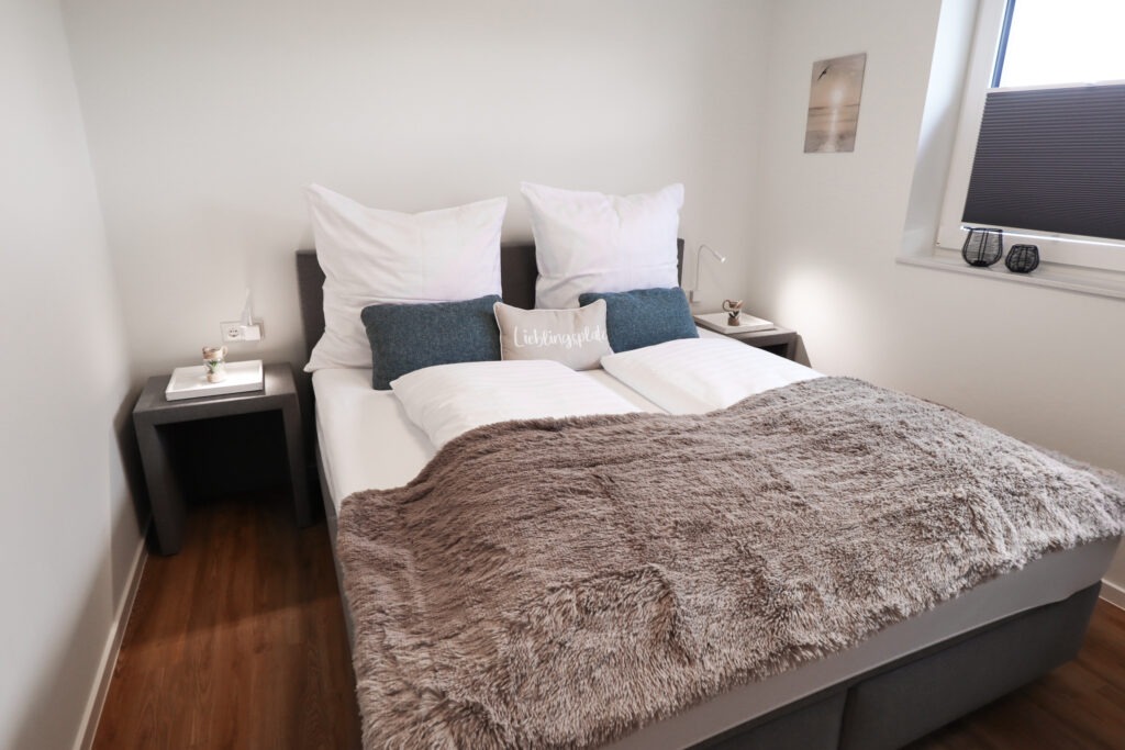 Deichloft 2 – Exklusive Ferienwohnung an der Nordsee 6 Schlafzimmer1Foto1
